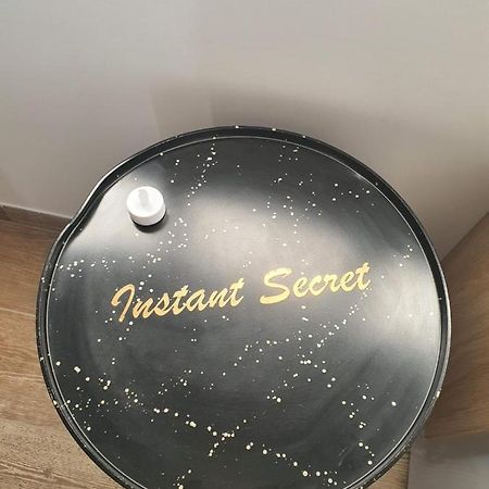 Bed and Breakfast Instant Secret Pourrieres Esterno foto